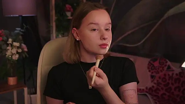 AdeleLoomis online show from October 2025 02:10:01 AM