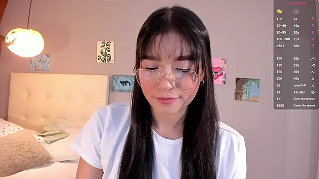 Maia W10 online show from May 2026 12:11:02 PM