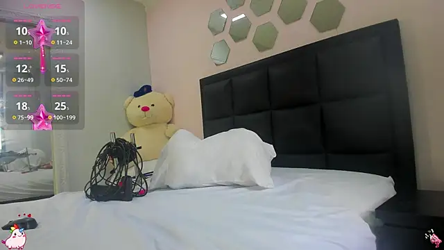 Catalina Jonex online show from October 2025 08:05:02 PM