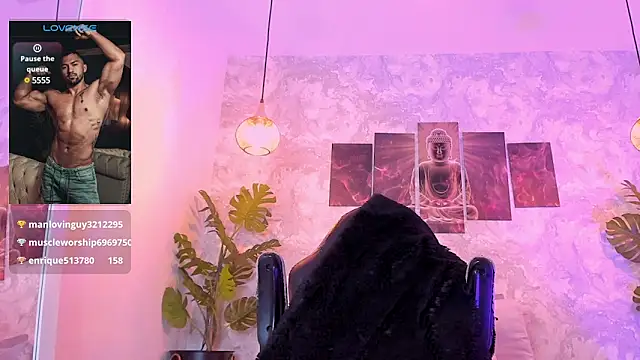 Snapshot of Regan__ chatting on March 2025 06:15:02 AM Regan online show from March 2025 06:15:02 AM