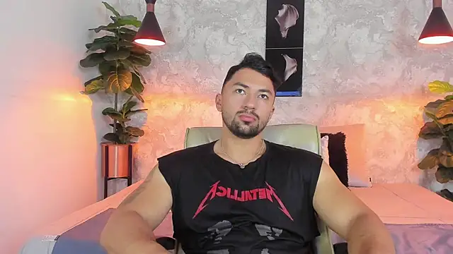 Snapshot of Regan__ chatting on October 2025 02:23:02 AM Regan online show from October 2025 02:23:02 AM