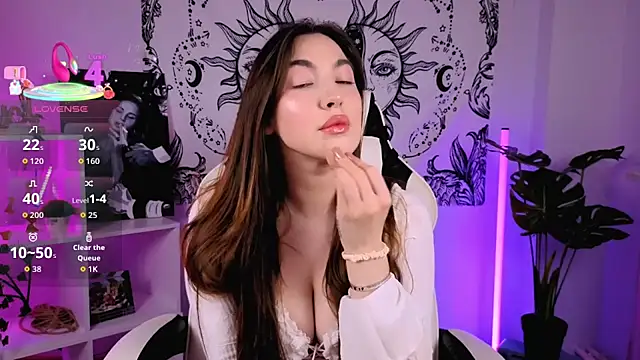 MelissaLovvv online show from September 2025 05:29:01 AM