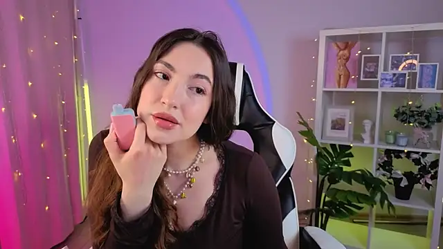 MelissaLovvv online show from May 2026 09:25:02 AM