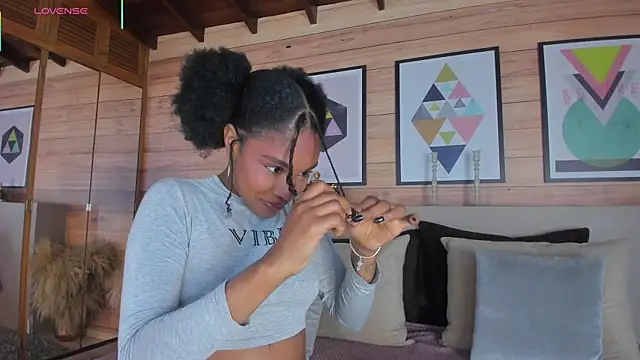 AriaFoster online show from April 2026 03:44:02 AM