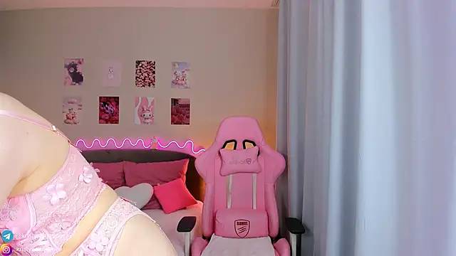 Kate Clover online show from March 2025 04:19:01 AM