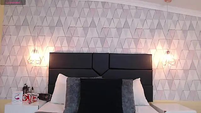 JustinePerry online show from February 2025 04:15:02 AM