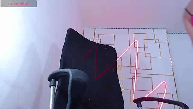 Snapshot of khalany_hadid chatting on February 2025 08:58:02 PM khalany hadid online show from February 2025 08:58:02 PM