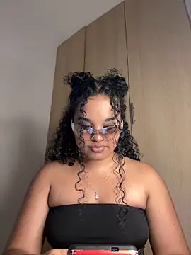 Lucy wilson5 online show from January 2025 04:16:02 AM