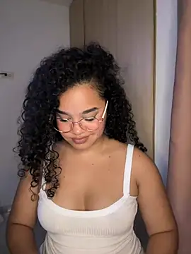 Lucy wilson5 online show from February 2025 07:15:01 AM