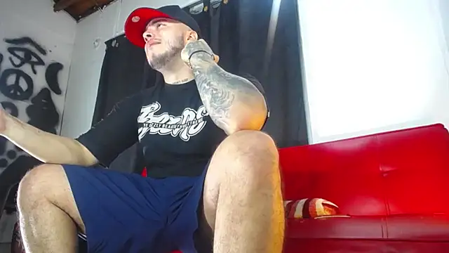 Snapshot of Dexter-T chatting on December 2024 01:43:01 AM Dexter-T online show from December 2024 01:43:01 AM