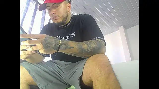 Snapshot of Dexter-T chatting on September 2025 12:38:02 PM Dexter-T online show from September 2025 12:38:02 PM