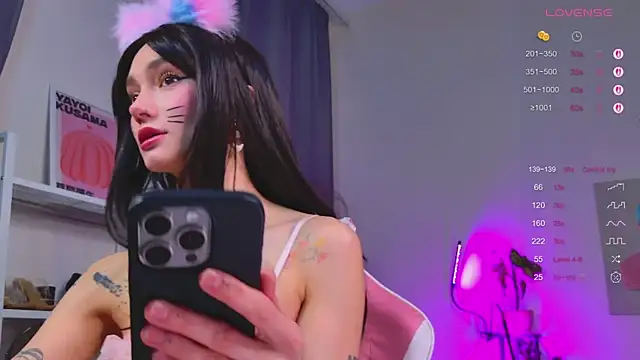 MyLou  online show from December 2025 03:17:01 PM