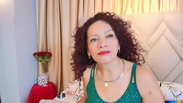 Kasandra Gomez online show from May 2026 12:13:02 PM