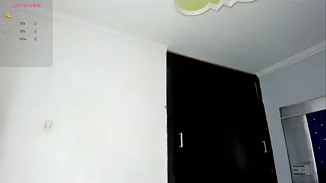 Snapshot of La_Perversa69 chatting on October 2025 02:24:02 PM La Perversa69 online show from October 2025 02:24:02 PM