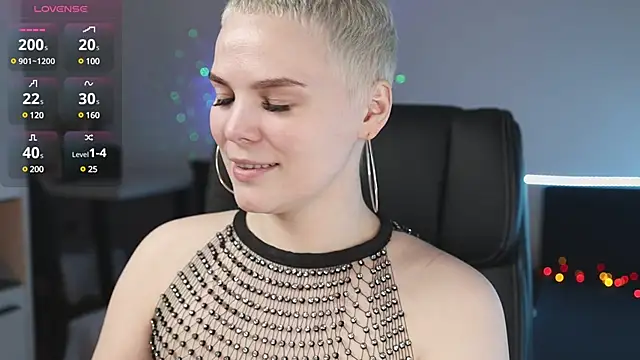 Snapshot of LikaBerry1 chatting on March 2025 06:56:02 PM LikaBerry1 online show from March 2025 06:56:02 PM