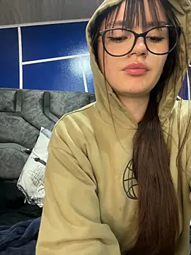 angel natural online show from February 2025 10:25:01 PM