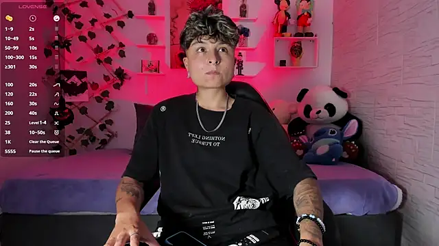 ZuryRamirez  online show from November 2025 11:27:02 PM