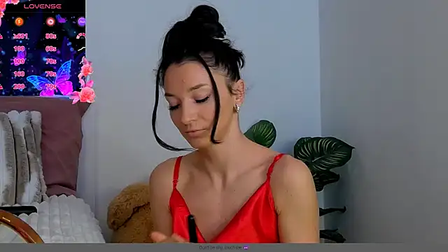 Snapshot of tayakayan chatting on December 2024 03:08:01 AM tayakayan online show from December 2024 03:08:01 AM