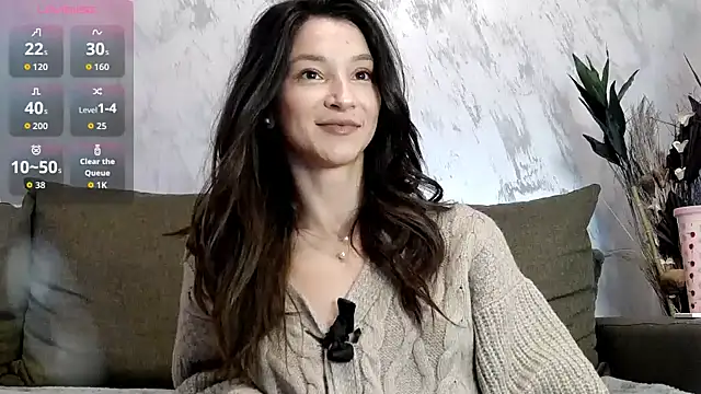 Snapshot of tayakayan chatting on November 2025 09:10:01 AM tayakayan online show from November 2025 09:10:01 AM