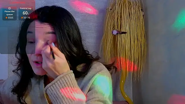 Snapshot of tayakayan chatting on December 2025 10:31:02 AM tayakayan online show from December 2025 10:31:02 AM