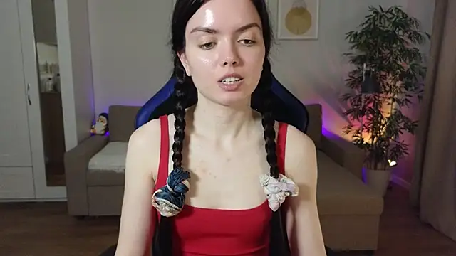 likeamoss online show from May 2026 04:02:02 PM