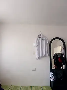 ashley  foxx  online show from January 2026 12:41:01 PM