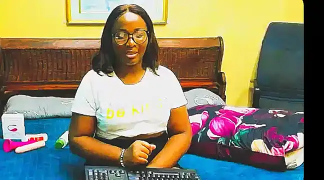 Snapshot of veronica1xxx chatting on January 2025 02:26:02 AM veronica1xxx online show from January 2025 02:26:02 AM