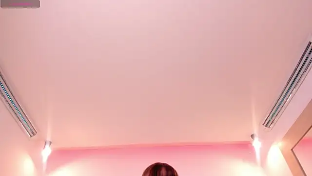 Eevee Taylor online show from April 2026 03:20:01 AM