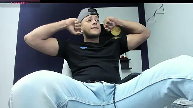 Snapshot of Marcos_garcias chatting on January 2025 10:50:02 AM Marcos garcias online show from January 2025 10:50:02 AM