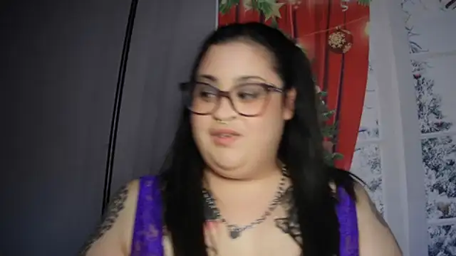 Snapshot of tillymarie34 chatting on December 2024 04:38:02 PM tillymarie34 online show from December 2024 04:38:02 PM