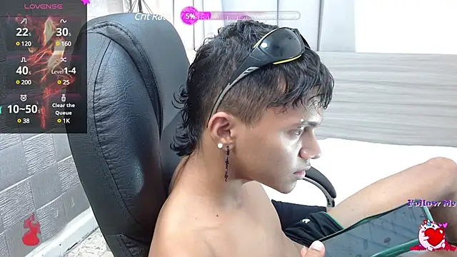 Snapshot of loistwink_ chatting on January 2025 03:53:02 AM loistwink online show from January 2025 03:53:02 AM