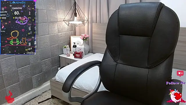 Snapshot of loistwink_ chatting on February 2025 03:55:02 AM loistwink online show from February 2025 03:55:02 AM