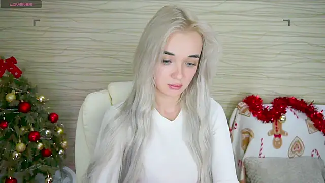 Snapshot of Ashley_S chatting on December 2024 02:08:01 AM Ashley S online show from December 2024 02:08:01 AM