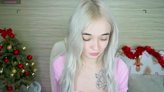 Snapshot of Ashley_S chatting on January 2025 03:05:01 AM Ashley S online show from January 2025 03:05:01 AM