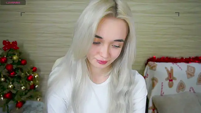 Snapshot of Ashley_S chatting on January 2025 05:21:02 AM Ashley S online show from January 2025 05:21:02 AM