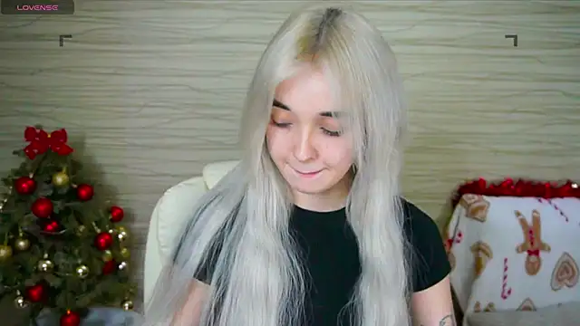 Snapshot of Ashley_S chatting on January 2025 05:20:02 AM Ashley S online show from January 2025 05:20:02 AM