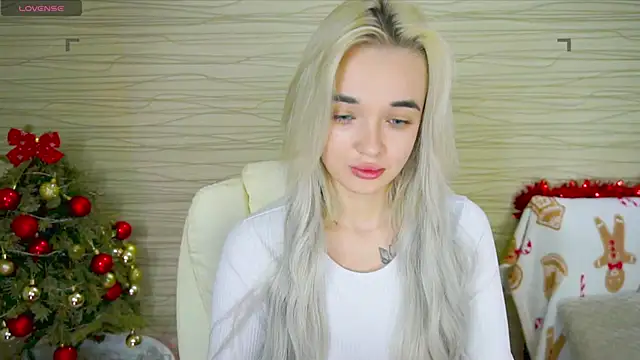 Snapshot of Ashley_S chatting on January 2025 11:07:01 PM Ashley S online show from January 2025 11:07:01 PM