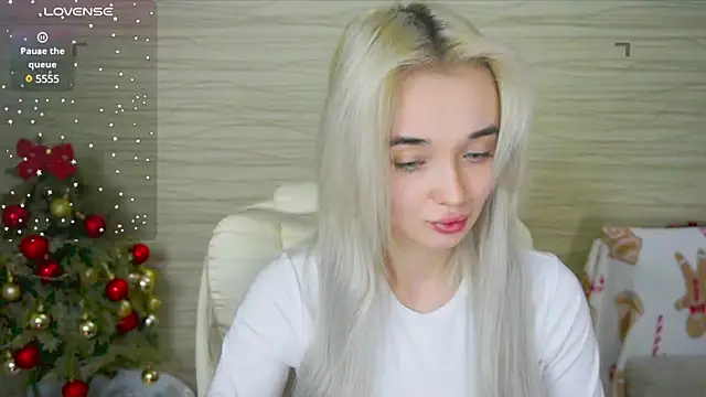 Snapshot of Ashley_S chatting on February 2025 03:20:01 AM Ashley S online show from February 2025 03:20:01 AM