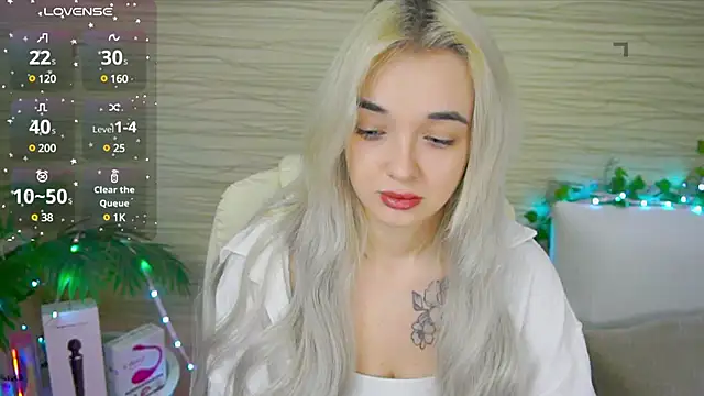 Snapshot of Ashley_S chatting on February 2025 11:12:01 PM Ashley S online show from February 2025 11:12:01 PM