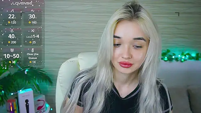 Snapshot of Ashley_S chatting on March 2025 02:10:01 AM Ashley S online show from March 2025 02:10:01 AM