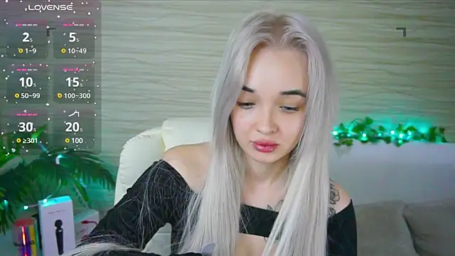 Snapshot of Ashley_S chatting on March 2025 02:24:02 AM Ashley S online show from March 2025 02:24:02 AM