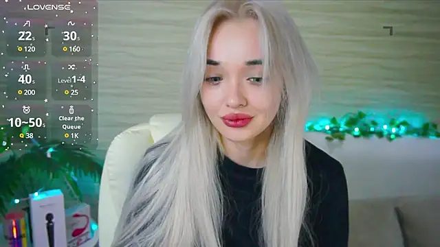 Snapshot of Ashley_S chatting on March 2025 11:06:01 PM Ashley S online show from March 2025 11:06:01 PM