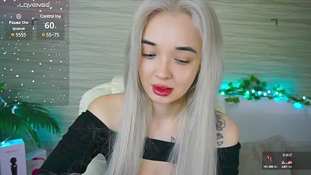 Snapshot of Ashley_S chatting on March 2025 11:04:02 PM Ashley S online show from March 2025 11:04:02 PM