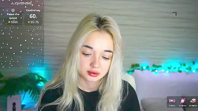 Snapshot of Ashley_S chatting on September 2025 10:12:01 PM Ashley S online show from September 2025 10:12:01 PM