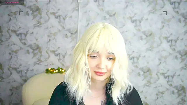 Ashley S online show from June 2026 10:19:02 PM