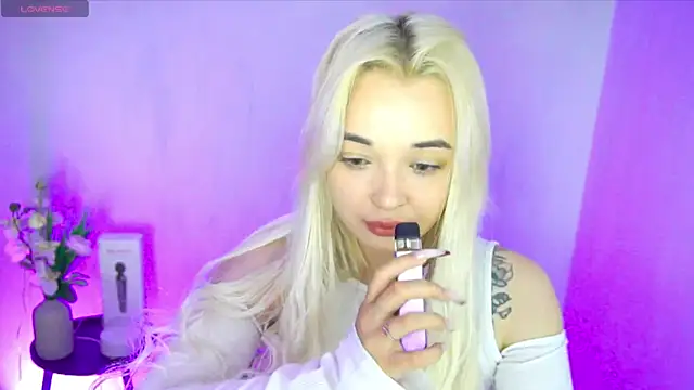 Ashley S online show from July 2026 10:16:02 PM