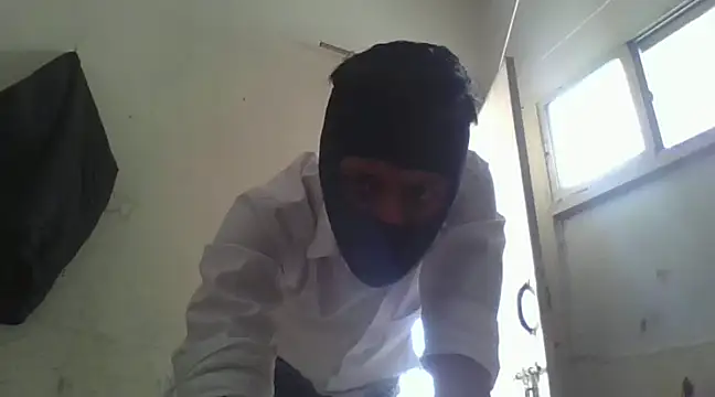 Snapshot of AuntyLover_BhabhiLover_ chatting on February 2025 06:03:01 AM AuntyLover BhabhiLover online show from February 2025 06:03:01 AM