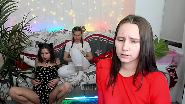 HotCaramellsTV online show from December 2024 04:25:02 PM