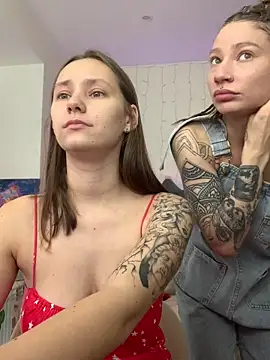 HotCaramellsTV online show from September 2025 09:08:02 AM