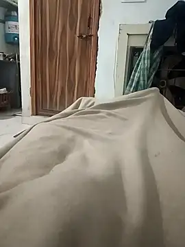 pintuS40 online show from November 2025 01:11:01 AM